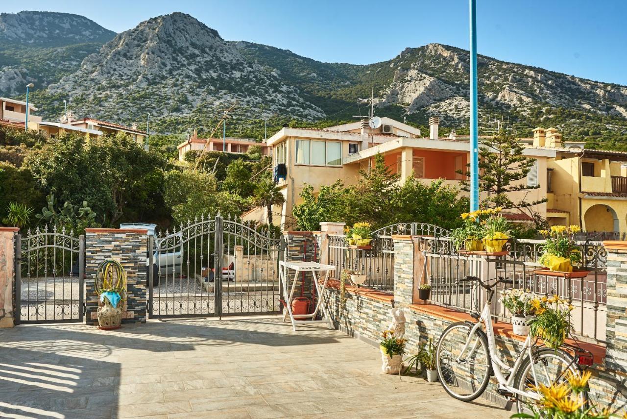 Villetta Vista Mare 卡拉古诺内 外观 照片